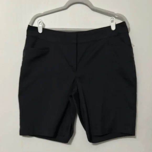 PGA Tour Black Bermuda Shorts Stretchy Performance - Picture 1 of 3